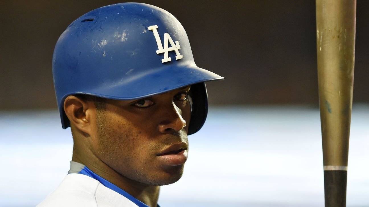 Yasiel Puig takes love of 'Dodger Blue' to whole new level