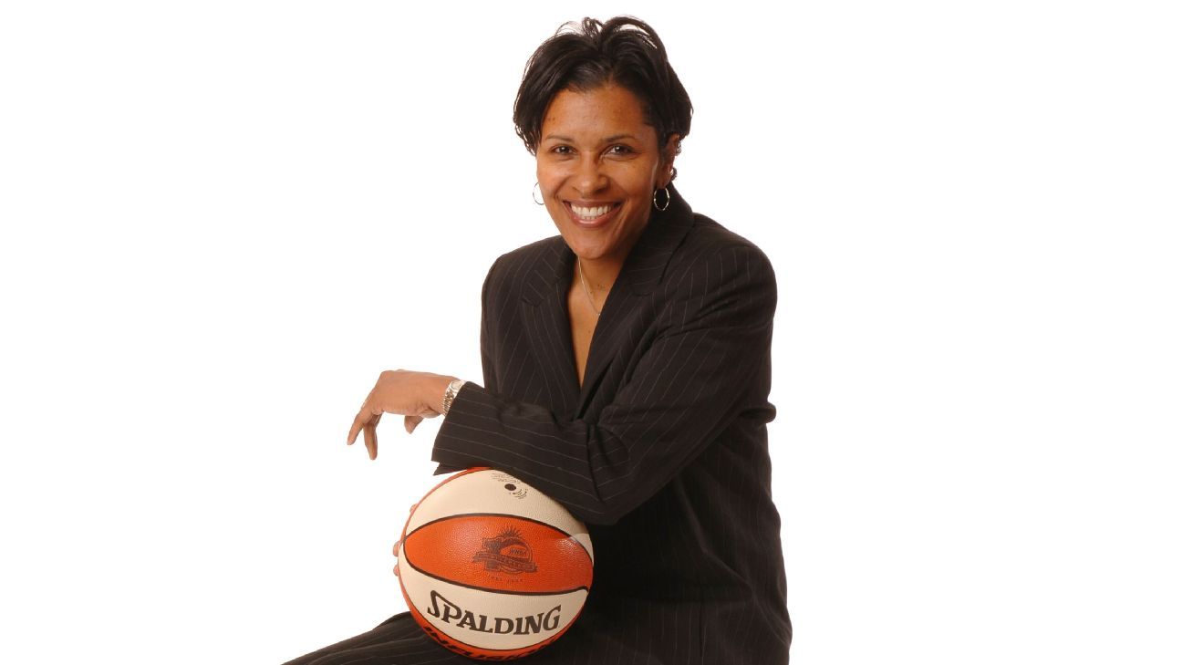 Hall of Famer Lynette Woodard named new Winthrop women's coach