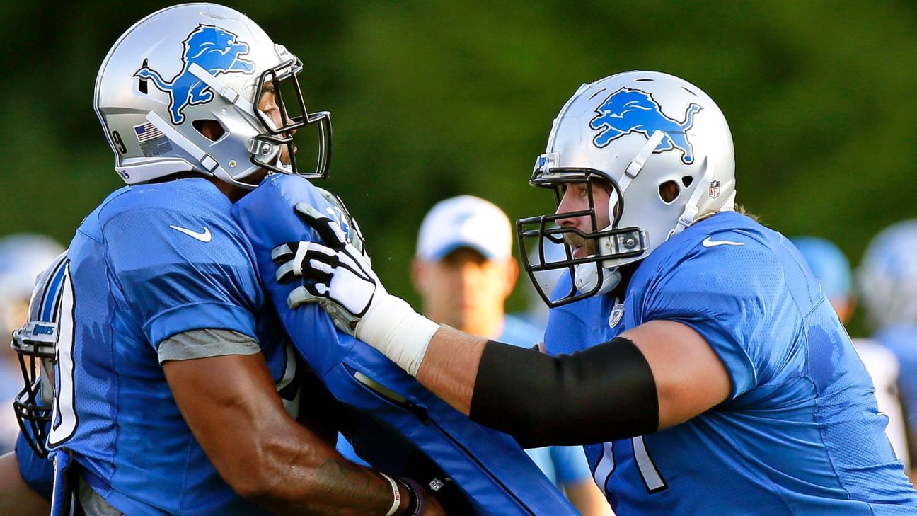 Riley Reiff Anchoring the Cincinnati Bengals Offensive Line 