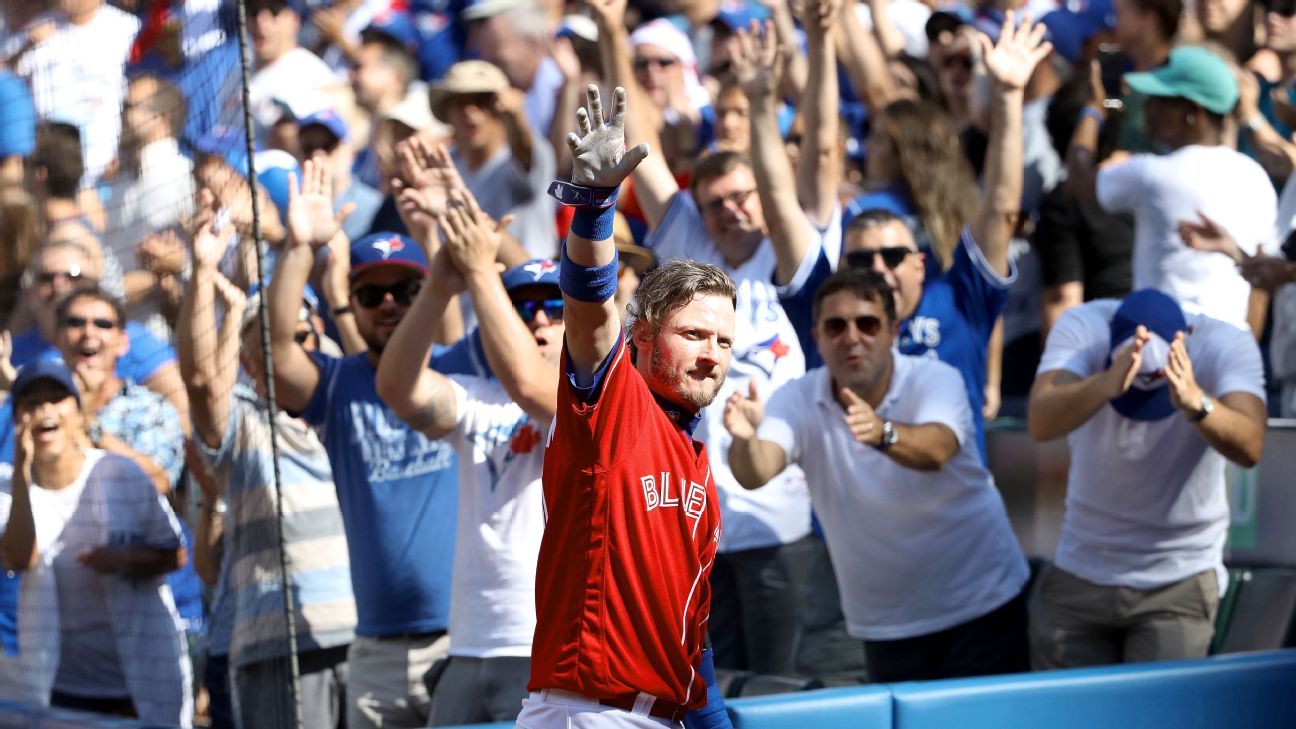 Josh Donaldson shocked Blue Jays fans in the Rogers Centre fifth