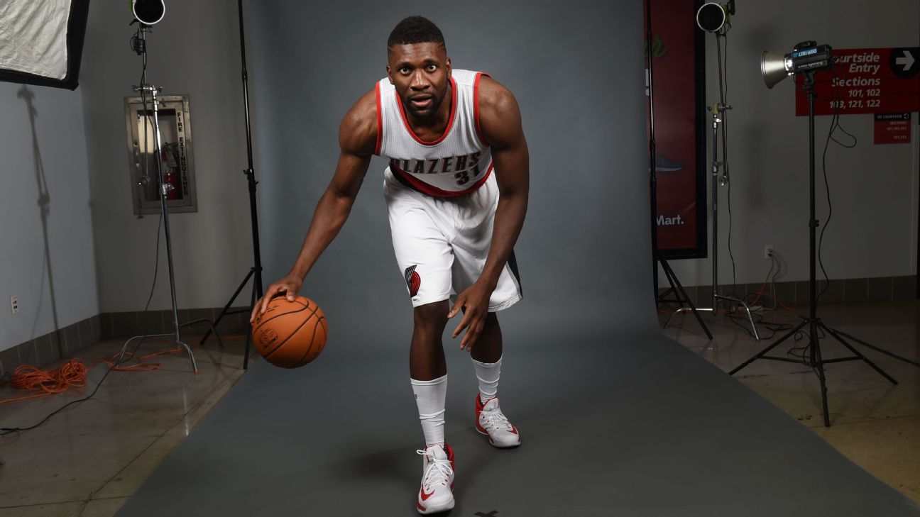 Damian Lillard: Portland Trail Blazers guard out of Game 5 against Los  Angeles Lakers | NBA News | Sky Sports, image size:1296x729