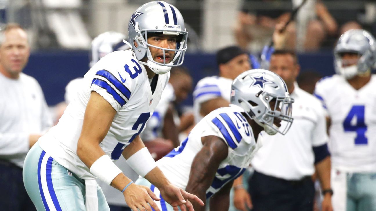 Mark Sanchez says Cowboys unique QB room is focused on winning