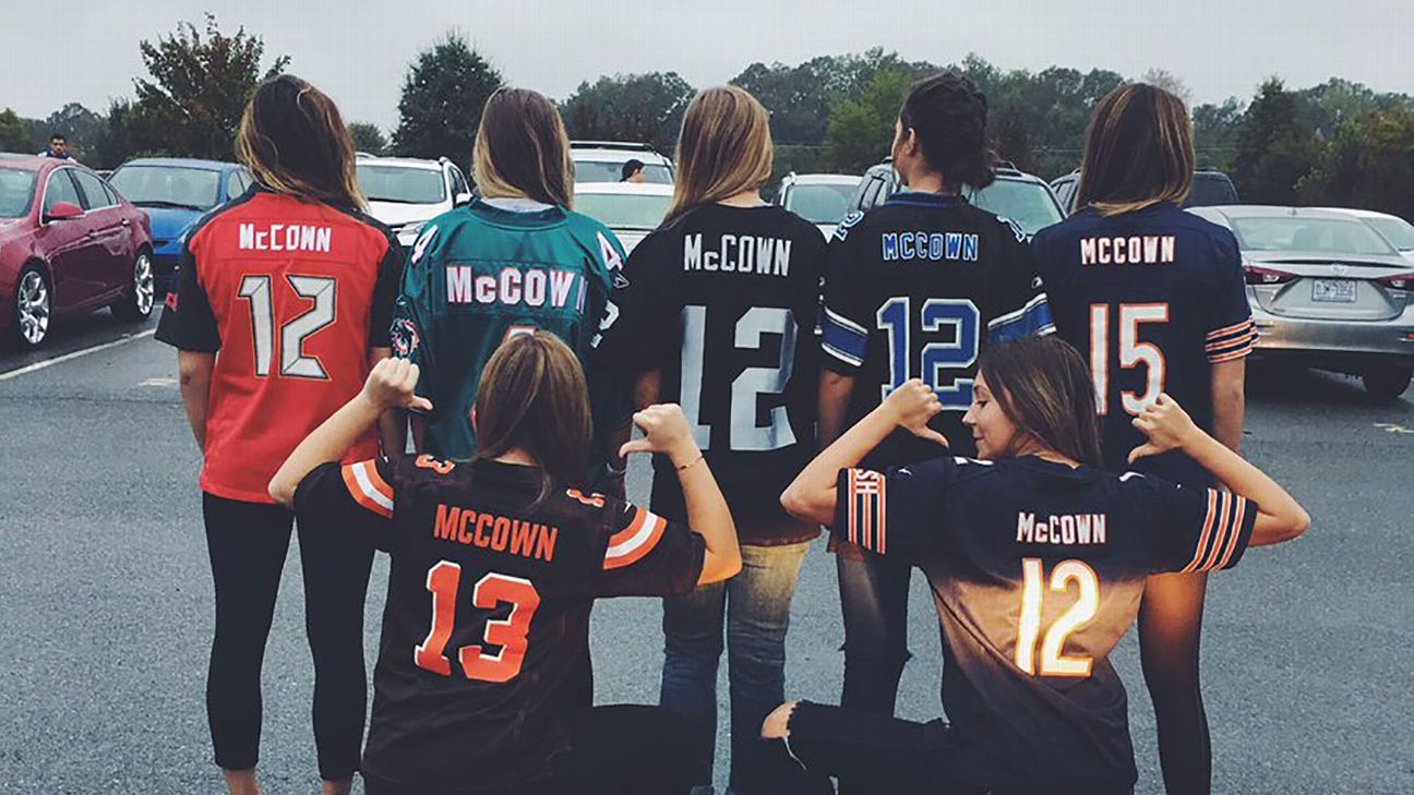 Josh McCown's daughter and friends wear McCown jerseys to jersey day, still  fall two teams short - ESPN