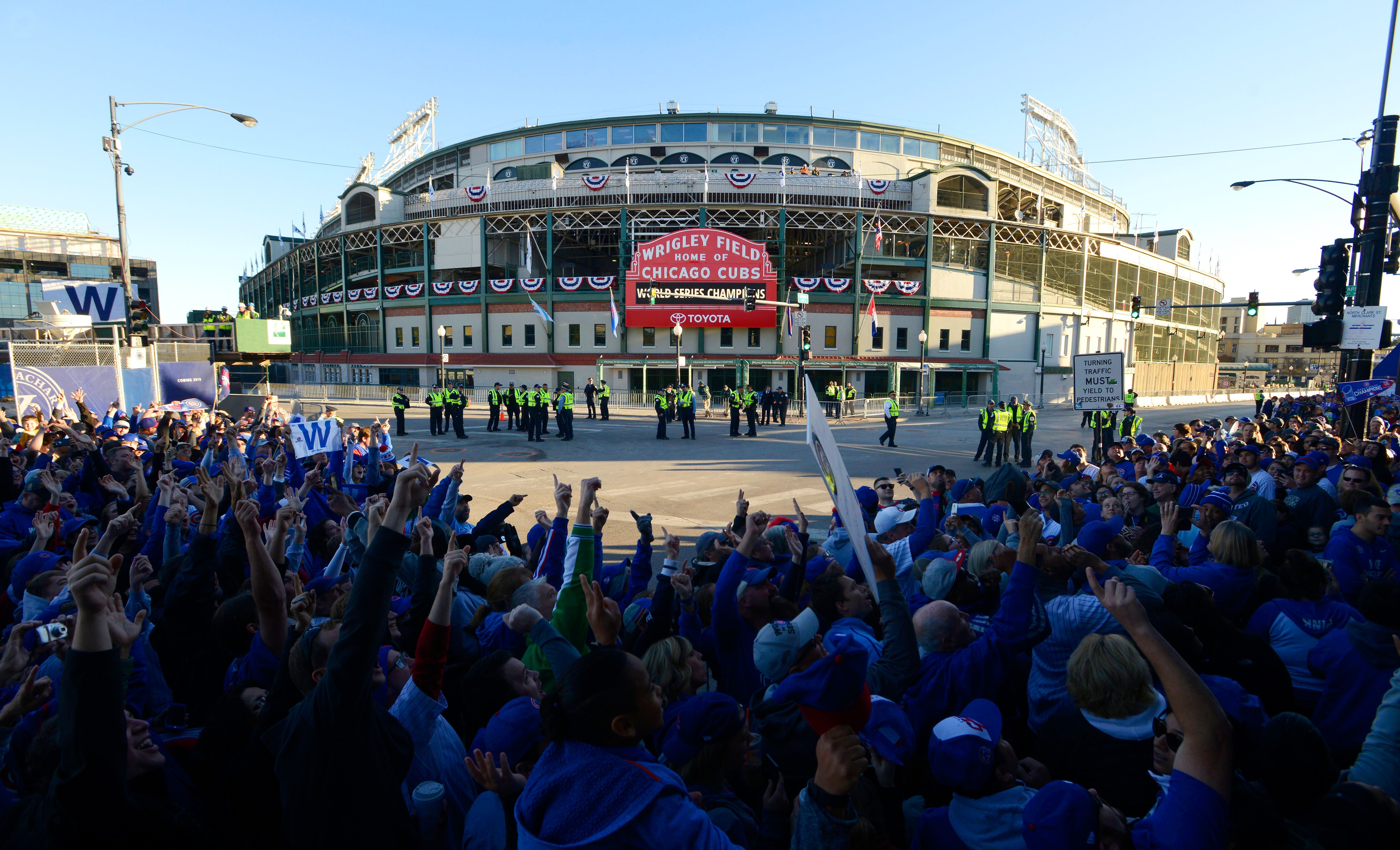 At Cubs' World Series parade, Chicago honors its champions
