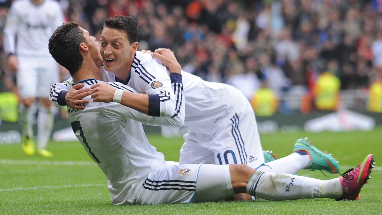 Cristiano Ronaldo one of the greatest footballers in history says Mesut Ozil