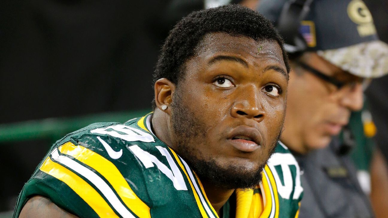 kenny clark packers jersey