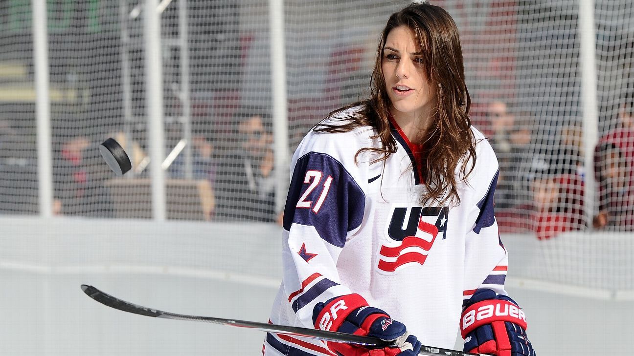 Why women's hockey doesn't belong in the Olympics