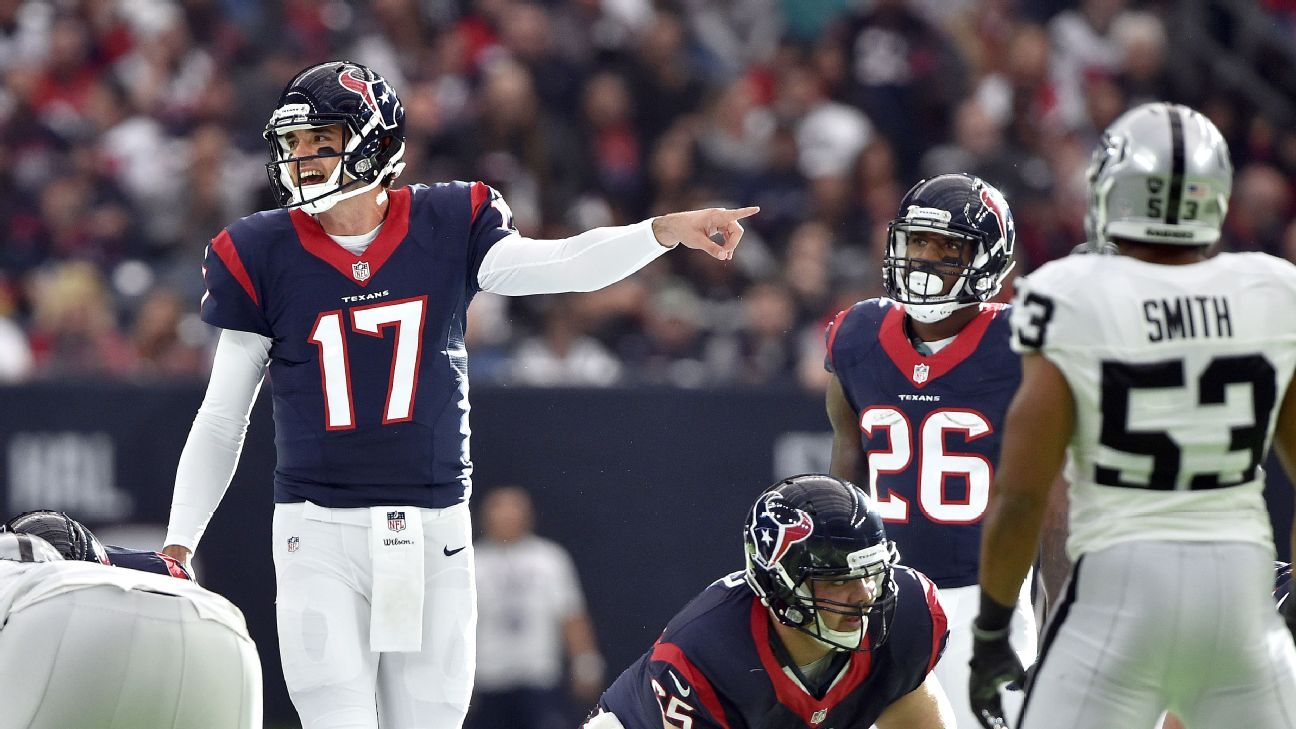 Brock Osweiler and Texans Knock the Battered Raiders Out of the Playoffs -  The New York Times