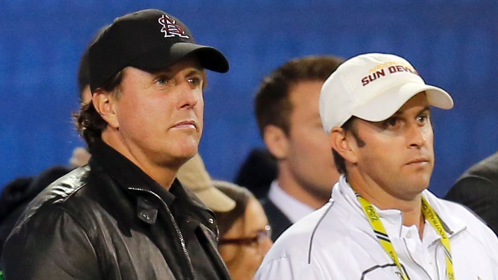 hestekræfter en milliard Forklaring Phil Mickelson picks brother to be new caddie