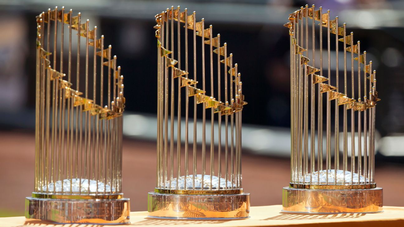 San Francisco Giants World Series trophies head to Salinas