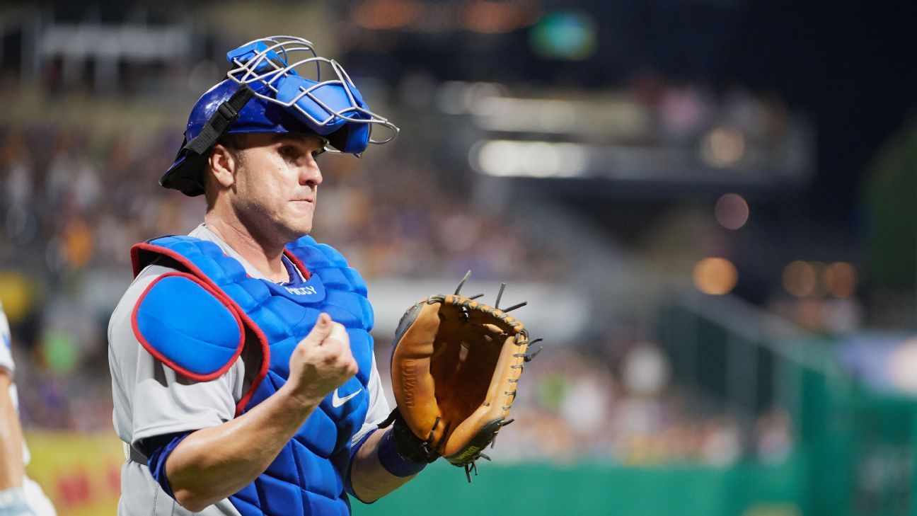 Miguel Montero traded to Blue Jays for player to be named later or cash