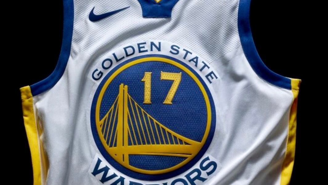 Desviarse visual conjunción The NBA is slowly switching their uniforms from Adidas to Nike - ESPN
