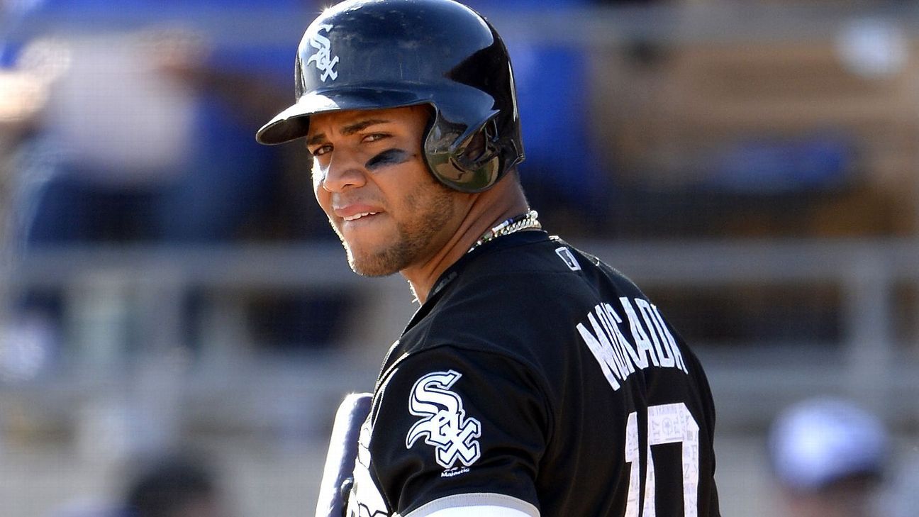 From Cienfuegos to Chicago, Jose Abreu a leader for Yoan Moncada to follow