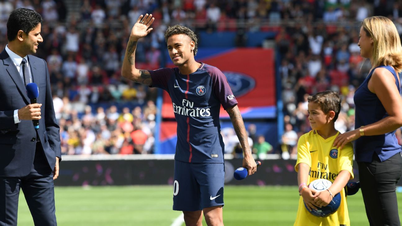 Gallery: Paris Saint-Germain Unveil Third Kit As Neymar Is Booed