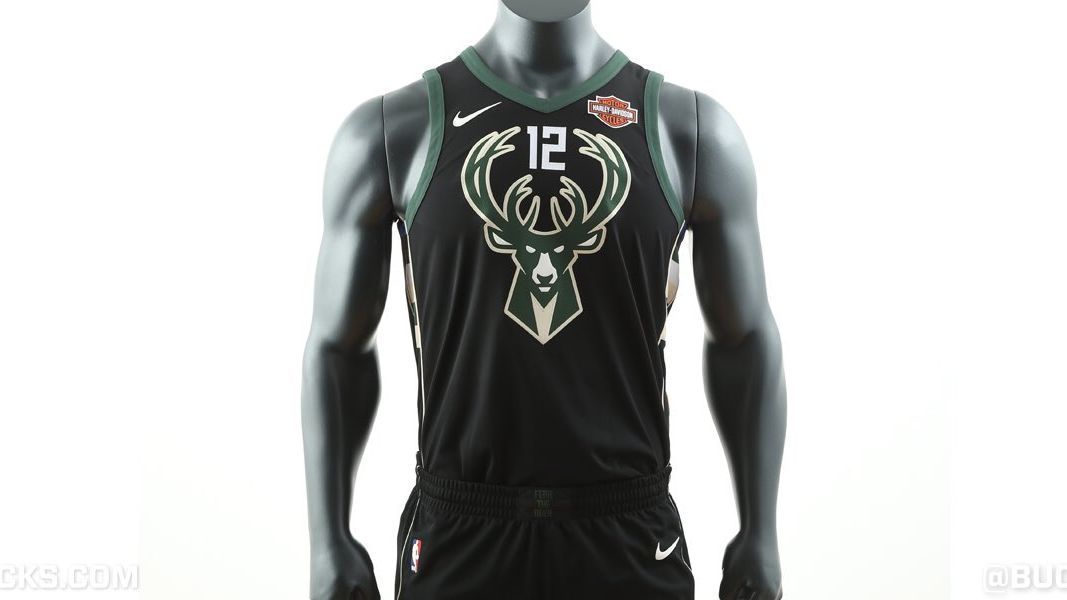 Milwaukee Bucks Alternate Uniform  Basketball clothes, Uniform, Nba  uniforms