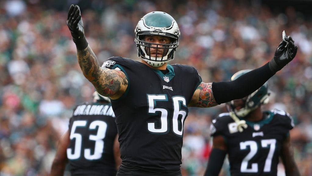 Eagles' Chris Long announces retirement after 11 NFL seasons - WHYY