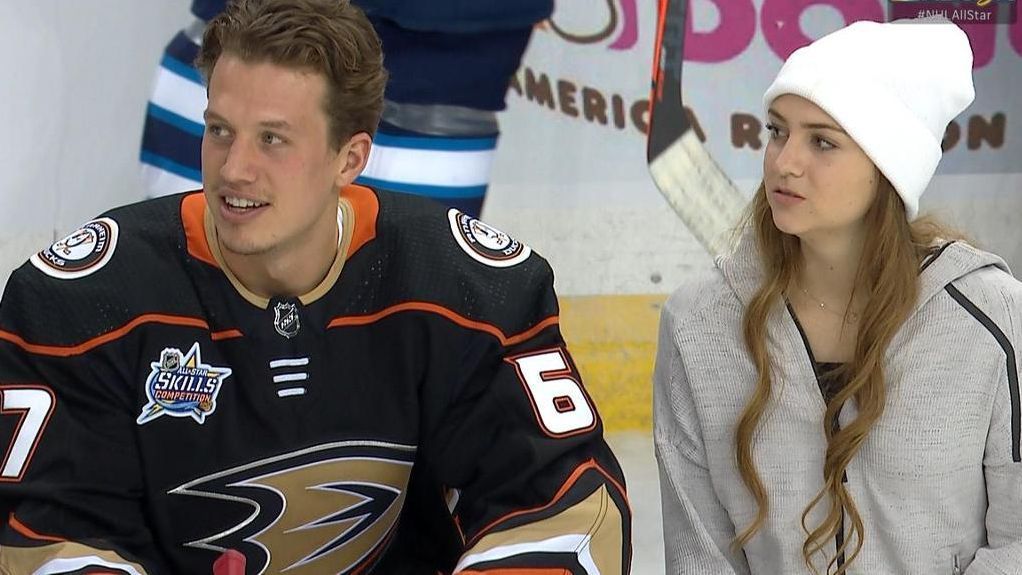 Rickard Rakell became a father just in time for Father's Day! : r