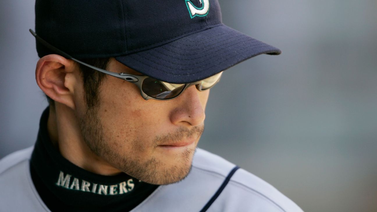 Ichiro Suzuki signs 1-year deal to remain with Miami Marlins – The