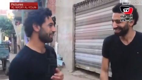 Liverpool ace Mohamed Salah meets incredible lookalike