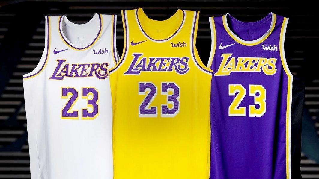 lakers old uniforms