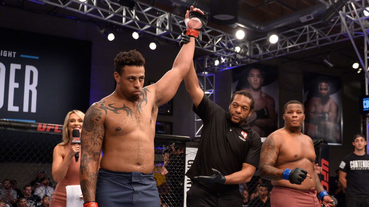 Former NFL player Greg Hardy earns UFC deal after 57 second KO victory