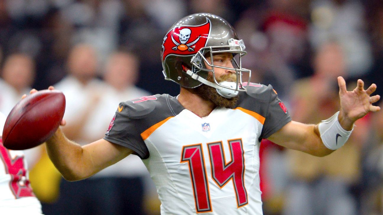 Tampa Bay Buccaneers QB Ryan Fitzpatrick Named NFC Offensive