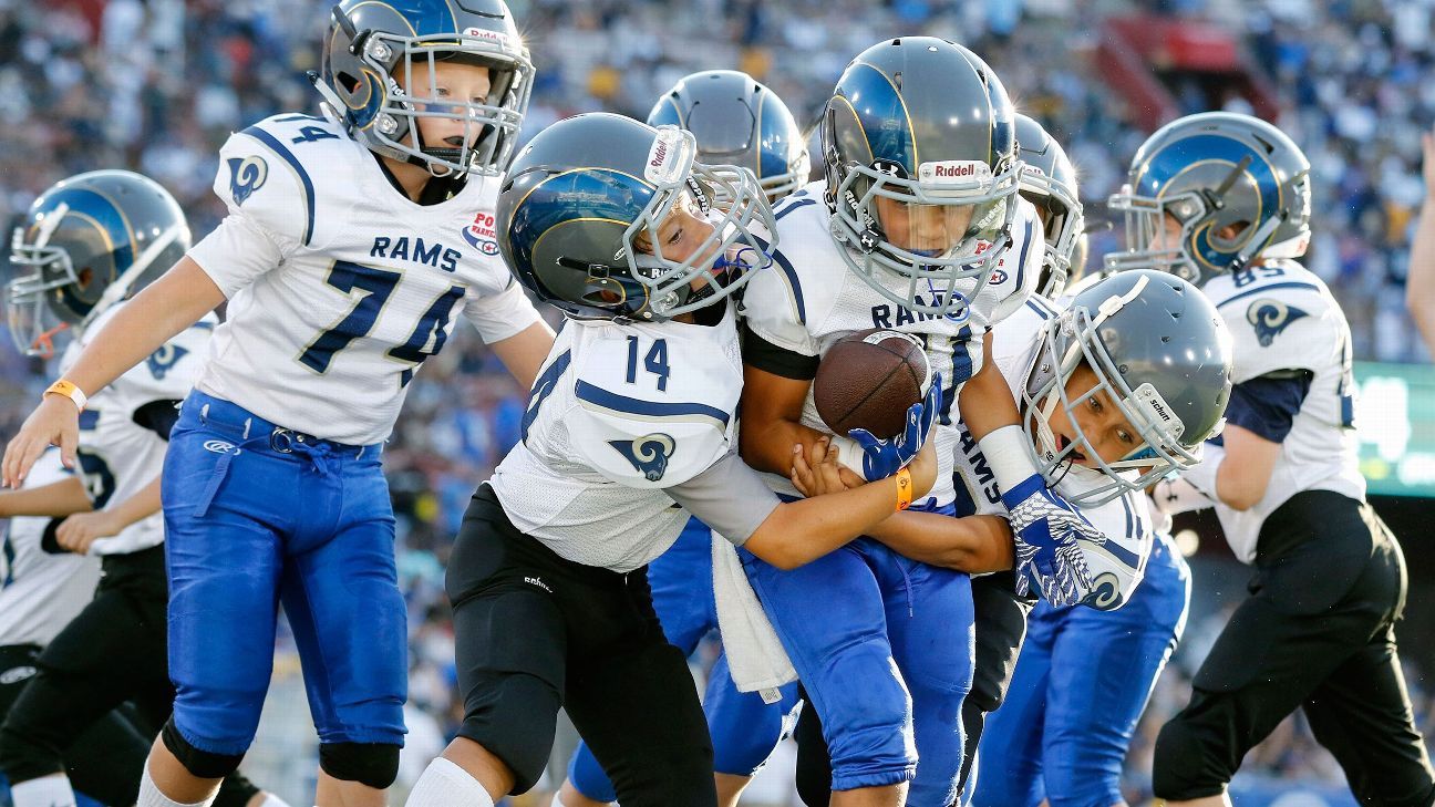 Youth tackle football: CA considers banning it for kids under 12 -  CalMatters