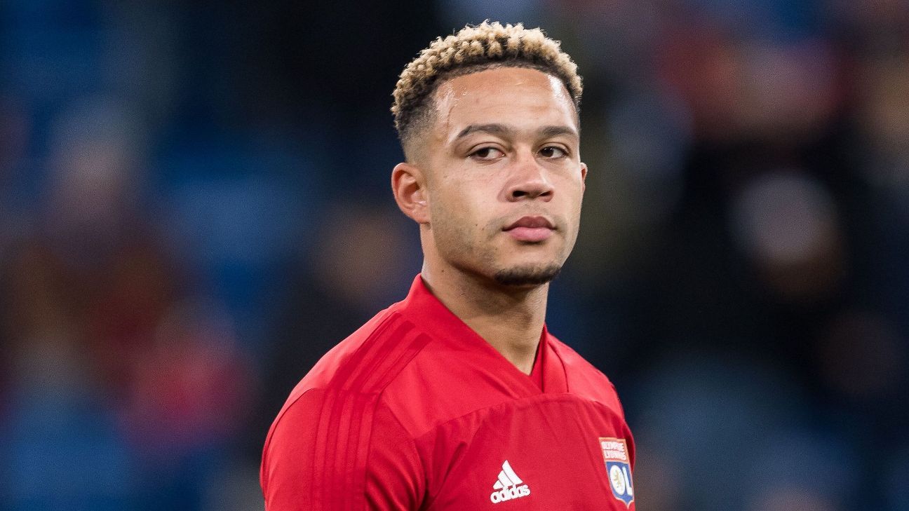 Nnamdi on X: The way am saving every pictures of Memphis Depay