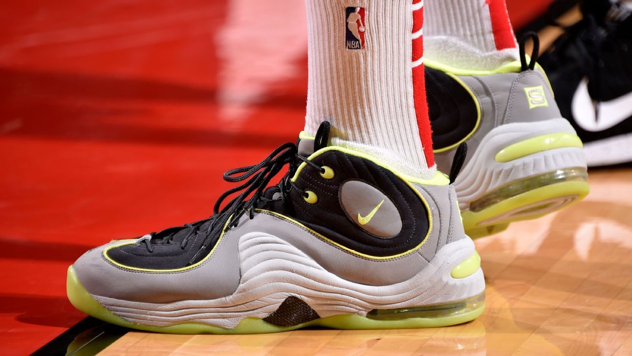 Which player had the best sneakers of Week 14 in the NBA? - ESPN