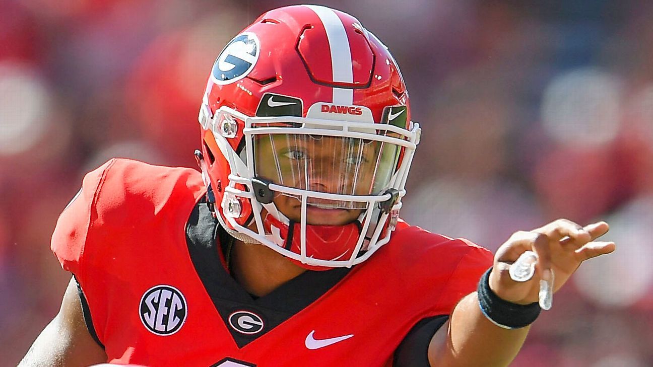 Justin Fields receives same odds to win Heisman as Jake Fromm