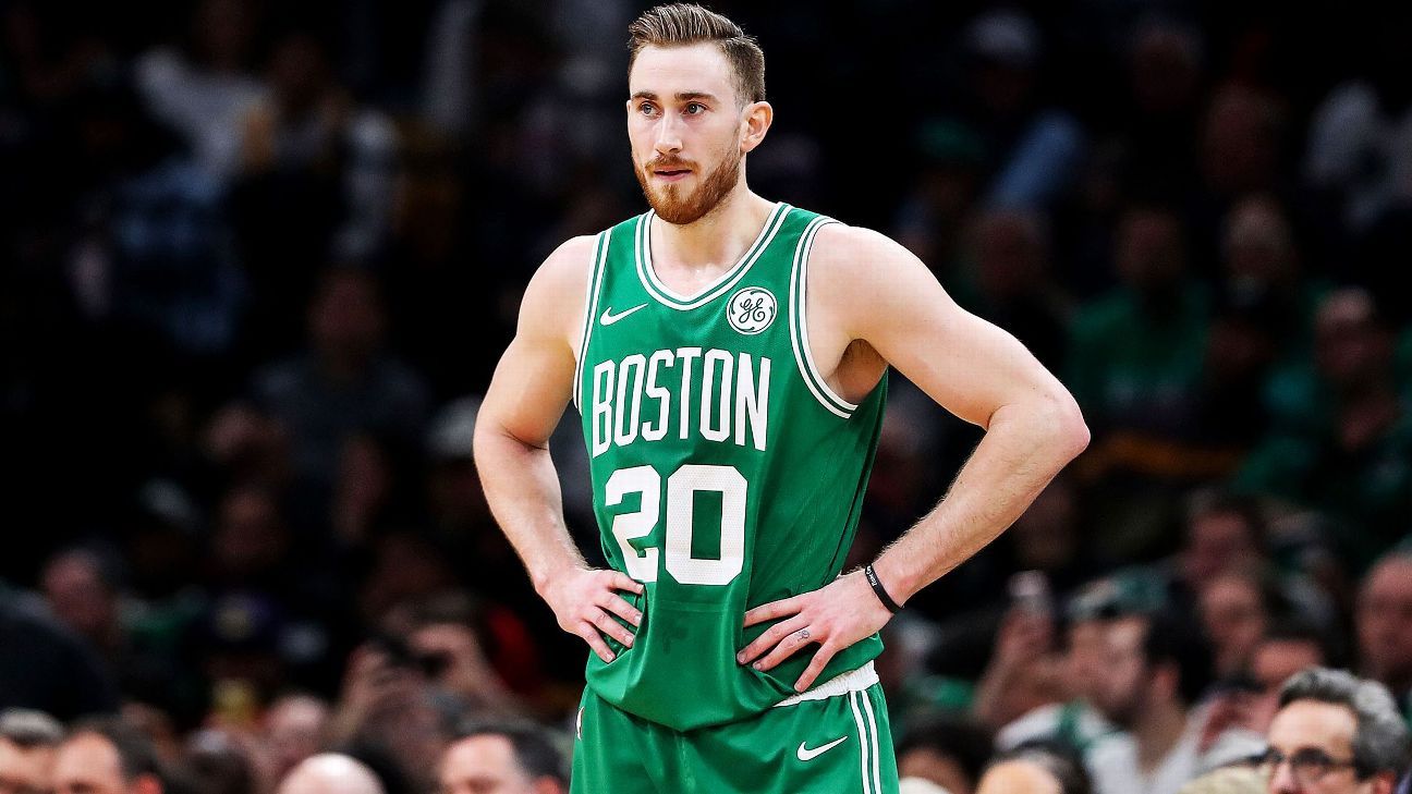 Celtics star Gordon Hayward breaks hand; out indefinitely