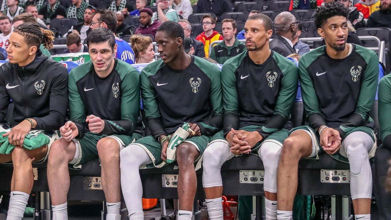 Bucks use state-of-the-art technology on bench seats with controls for ...