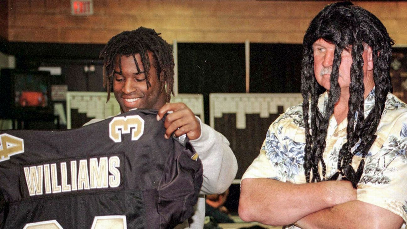 Edgerrin James Gets Drafted Ahead of Ricky Williams