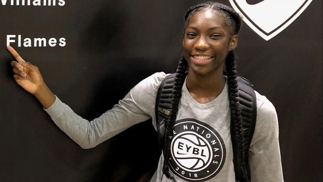 Third potential customer, Saniya Rivers commits to South Carolina Gamecocks