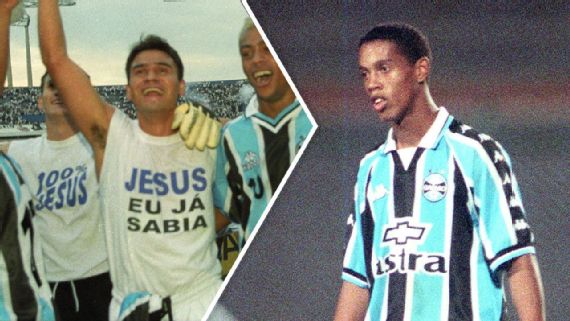 Ele fez Roth colocar Ronaldinho no banco do Grêmio