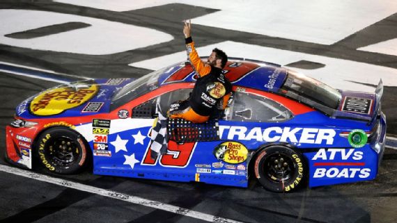 Martin Truex Jr Wins Nascar S Coca Cola 600