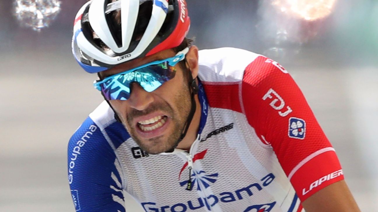 Pardon His French It Was A Tough Day For Thibaut Pinot At The Tour De France