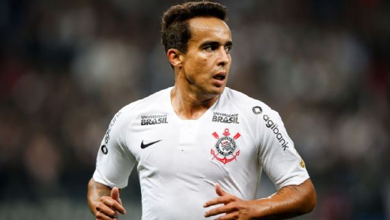 Coritiba conversa com Corinthians para ter Jadson: 'Nada adiantado', diz presidente