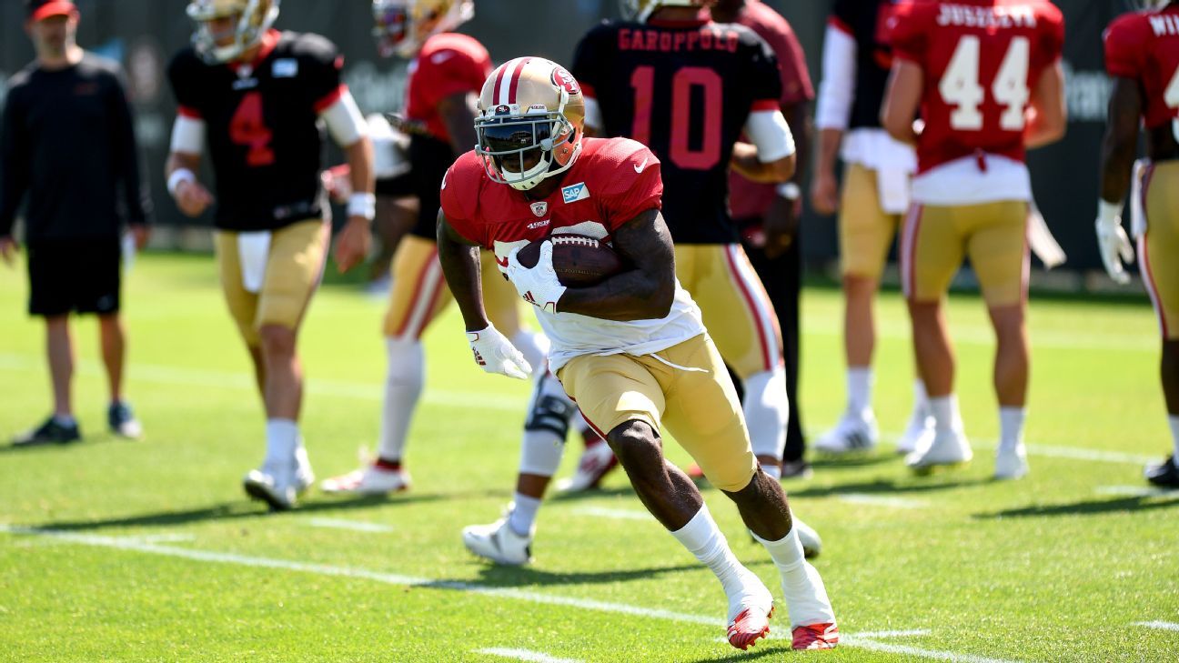 San Francisco 49ers' Tevin Coleman (26) runs against the Kansas City Chiefs  during the first ha …