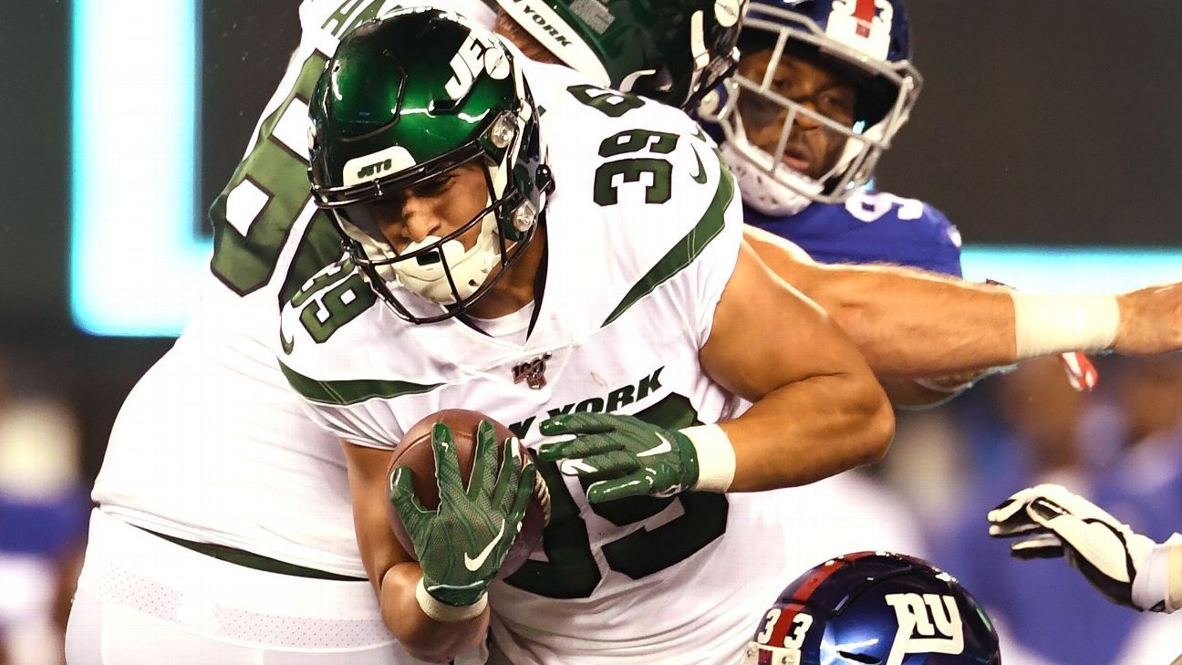 Valentine Holmes signs deal with NFL's New York Jets