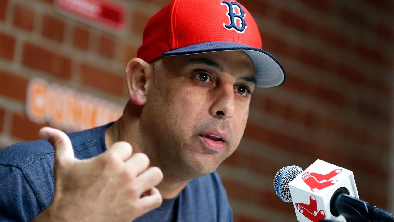 Red Sox Rehire Alex Cora as Manager