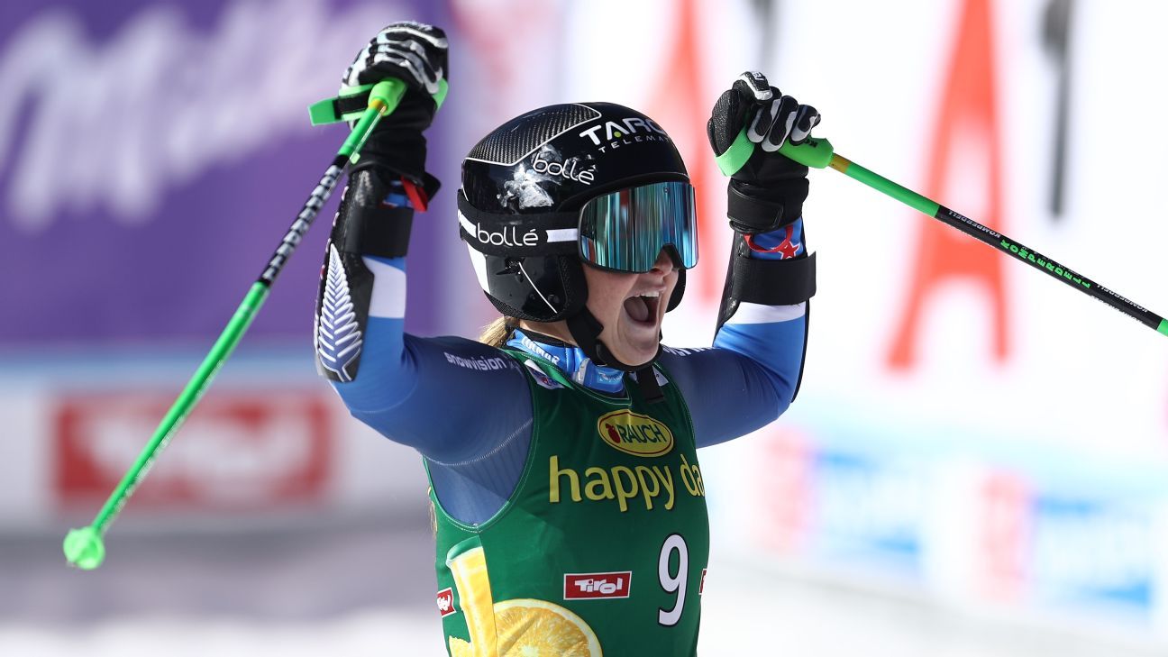 Alice Robinson wins 2nd straight World Cup GS; Shiffrin 6th