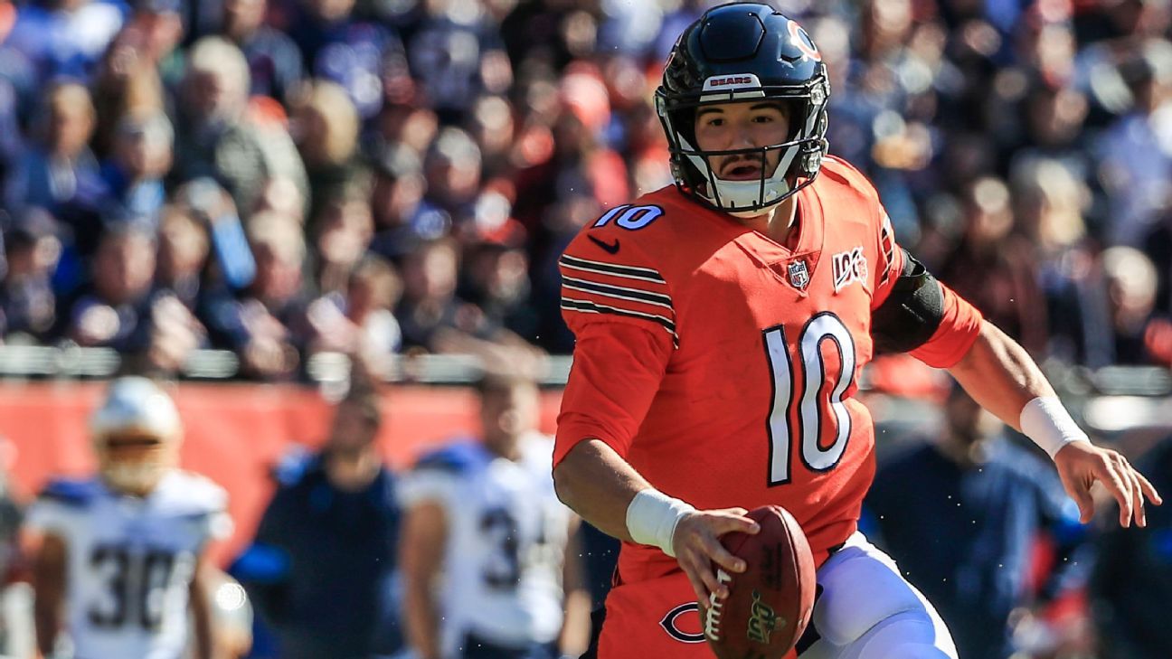 Chase Claypool Signs Old Mitch Trubisky Jersey at Soldier Field