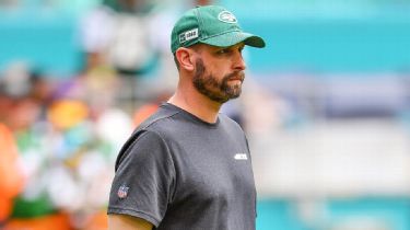 Jets Coach Adam Gase Belongs On Hot Seat After Historically Bad