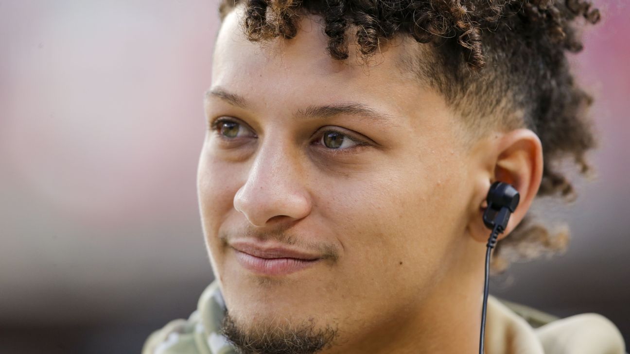 Kansas City Chiefs, Patrick Mahomes agree to 10-year, $450 million extension