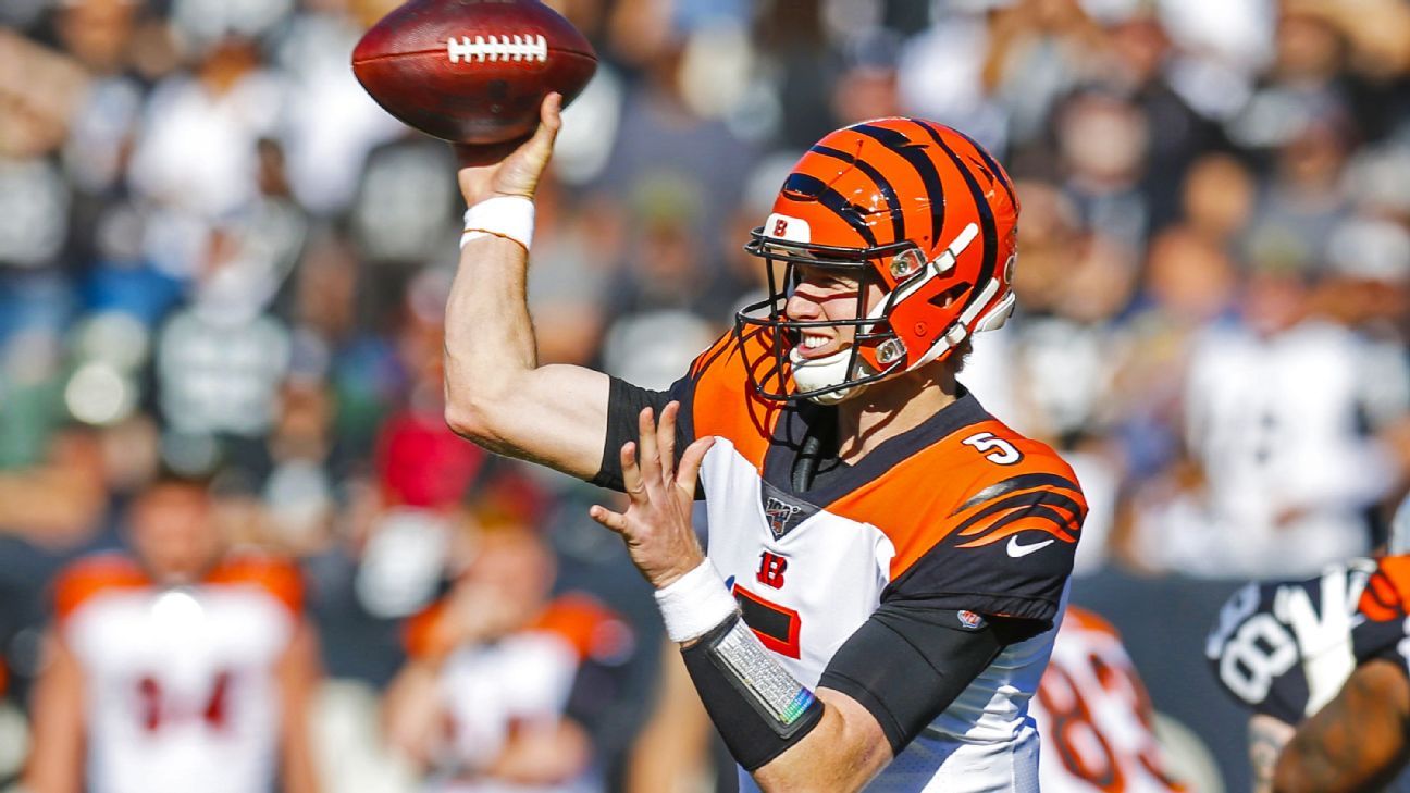 Finley struggles in debut, Bengals remain only winless team