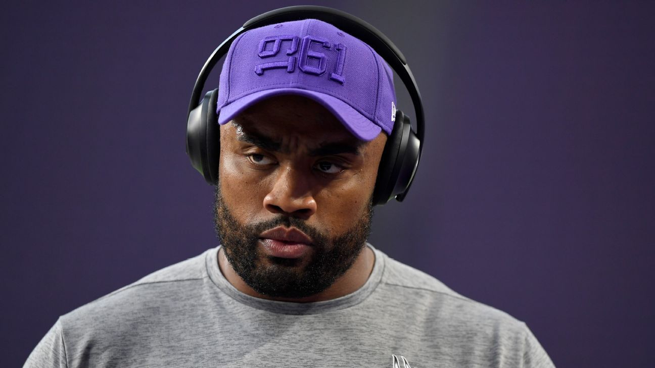 Minnesota Vikings DE Everson Griffen refuses to leave home after firing weapon