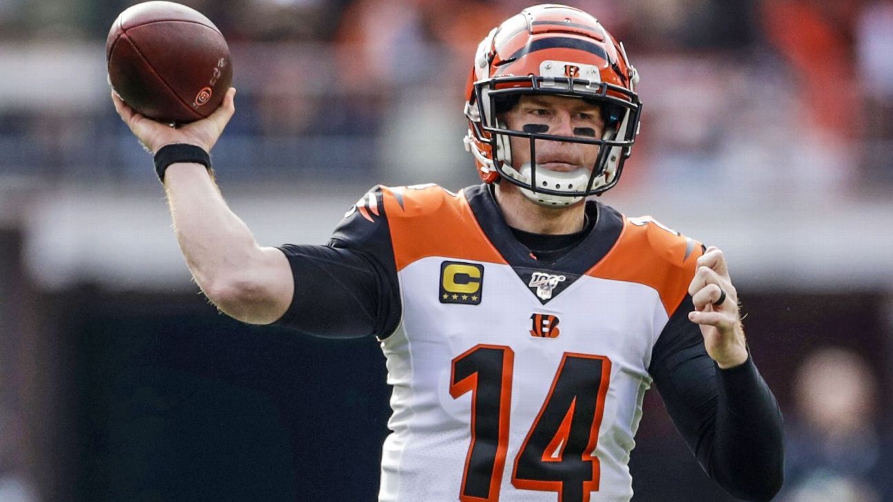 Dallas Cowboys will start Andy Dalton if healthy despite Garrett