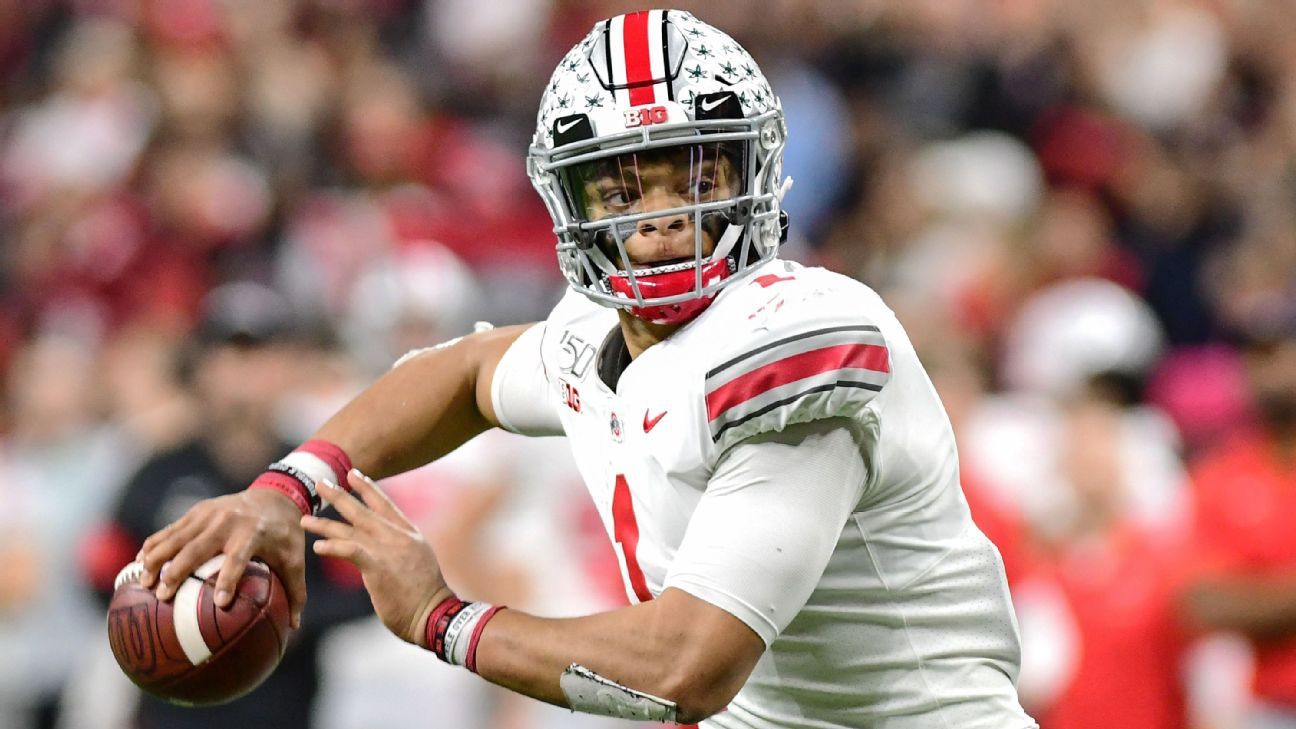 College football: Justin Fields eyes Ohio State