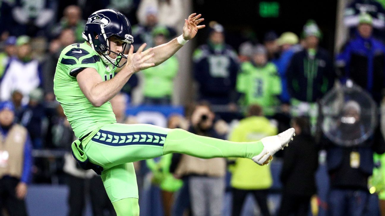 Seattle Seahawks punter Michael Dickson (4) during an NFL football game  against the Denver Broncos, Monday, Sept. 12, 2022, in Seattle, WA. The  Seahawks defeated the Bears 17-16. (AP Photo/Ben VanHouten Stock Photo -  Alamy